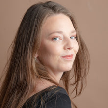 Load image into Gallery viewer, Confidant - rella beauty